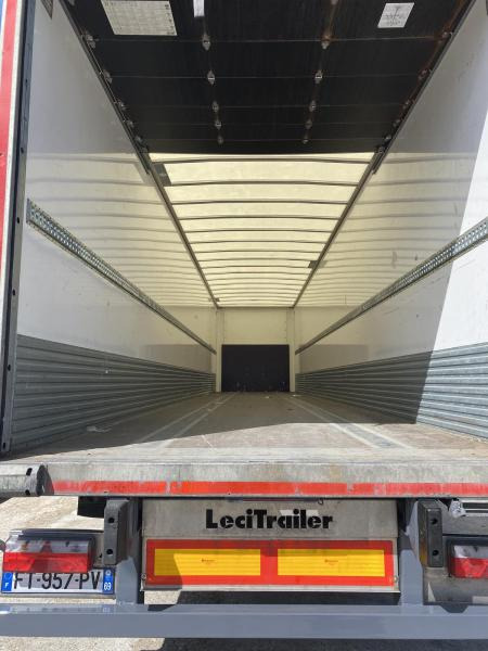 Lecitrailer - Poluprikolica sa zatvorenim sandukom: slika Lecitrailer - Poluprikolica sa zatvorenim sandukom Lecitrailer - Poluprikolica sa zatvorenim sandukom: slika Lecitrailer - Poluprikolica sa zatvorenim sandukom