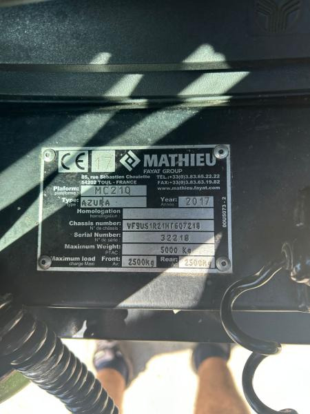 Mathieu Azura MC210 - Cestovna čistilica: slika Mathieu Azura MC210 - Cestovna čistilica Mathieu Azura MC210 - Cestovna čistilica: slika Mathieu Azura MC210 - Cestovna čistilica