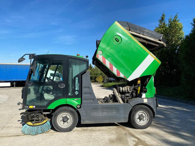 Cestovna čistilica Mathieu Azura MC210: slika Cestovna čistilica Mathieu Azura MC210