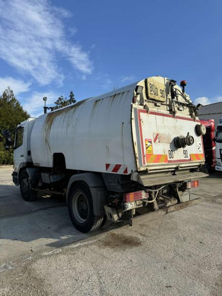 Mercedes Atego - Cestovna čistilica: slika Mercedes Atego - Cestovna čistilica Mercedes Atego - Cestovna čistilica: slika Mercedes Atego - Cestovna čistilica