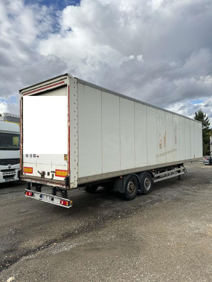 Samro - Poluprikolica sa zatvorenim sandukom: slika Samro - Poluprikolica sa zatvorenim sandukom Samro - Poluprikolica sa zatvorenim sandukom: slika Samro - Poluprikolica sa zatvorenim sandukom