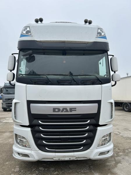 DAF XF 460 - Tegljač: slika DAF XF 460 - Tegljač DAF XF 460 - Tegljač: slika DAF XF 460 - Tegljač