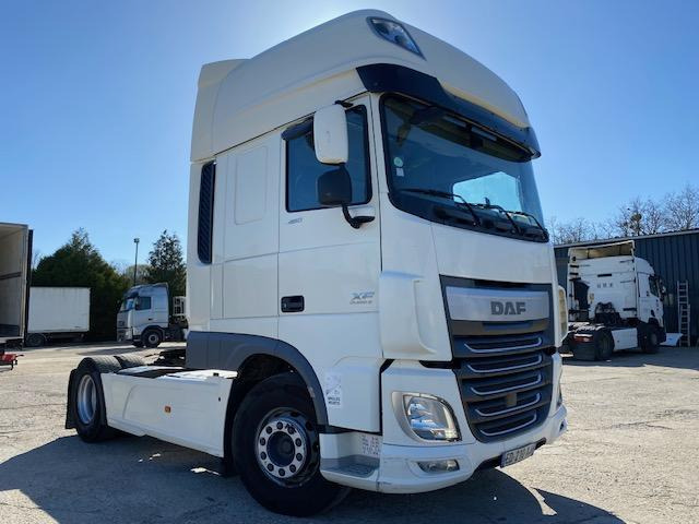 DAF XF 460 - Tegljač: slika DAF XF 460 - Tegljač DAF XF 460 - Tegljač: slika DAF XF 460 - Tegljač