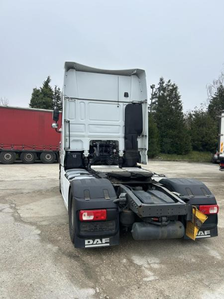 DAF XF 460 - Tegljač: slika DAF XF 460 - Tegljač DAF XF 460 - Tegljač: slika DAF XF 460 - Tegljač