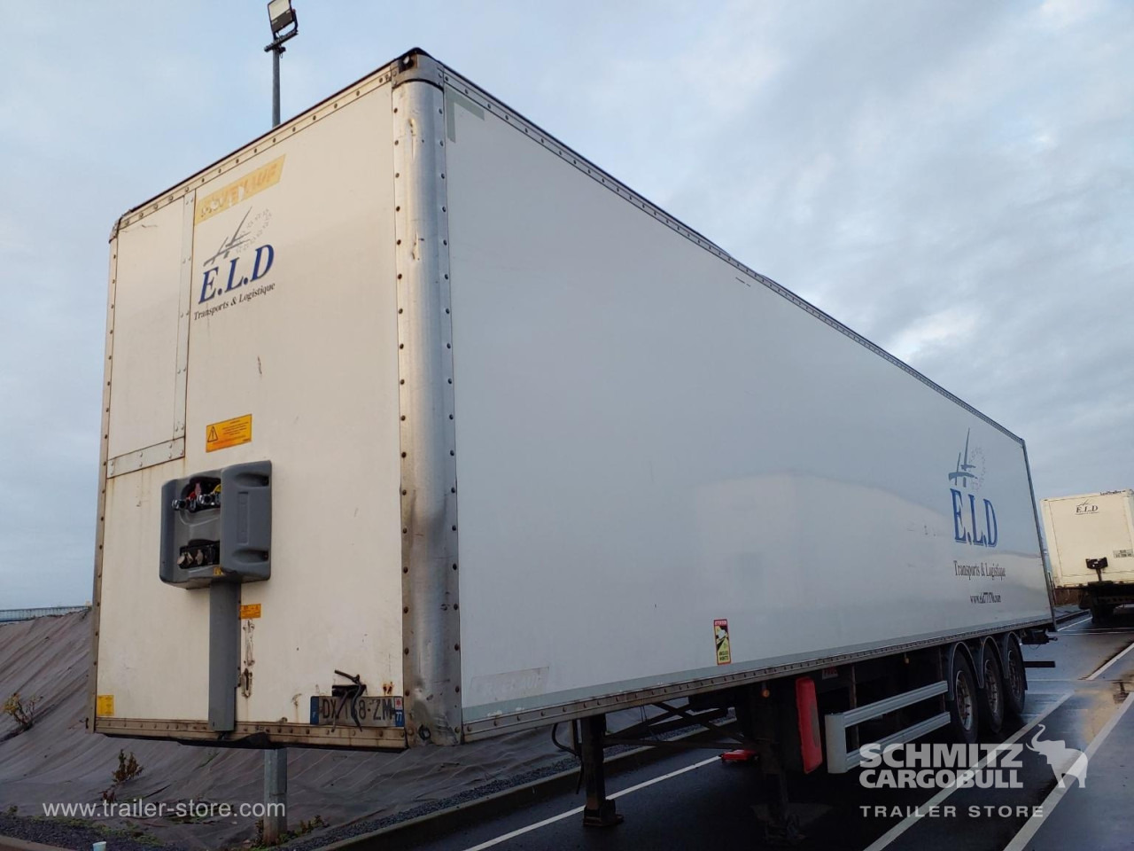 FRUEHAUF Dryfreight Standard Roller shutter door - Poluprikolica sa zatvorenim sandukom: slika FRUEHAUF Dryfreight Standard Roller shutter door - Poluprikolica sa zatvorenim sandukom FRUEHAUF Dryfreight Standard Roller shutter door - Poluprikolica sa zatvorenim sandukom: slika FRUEHAUF Dryfreight Standard Roller shutter door - Poluprikolica sa zatvorenim sandukom