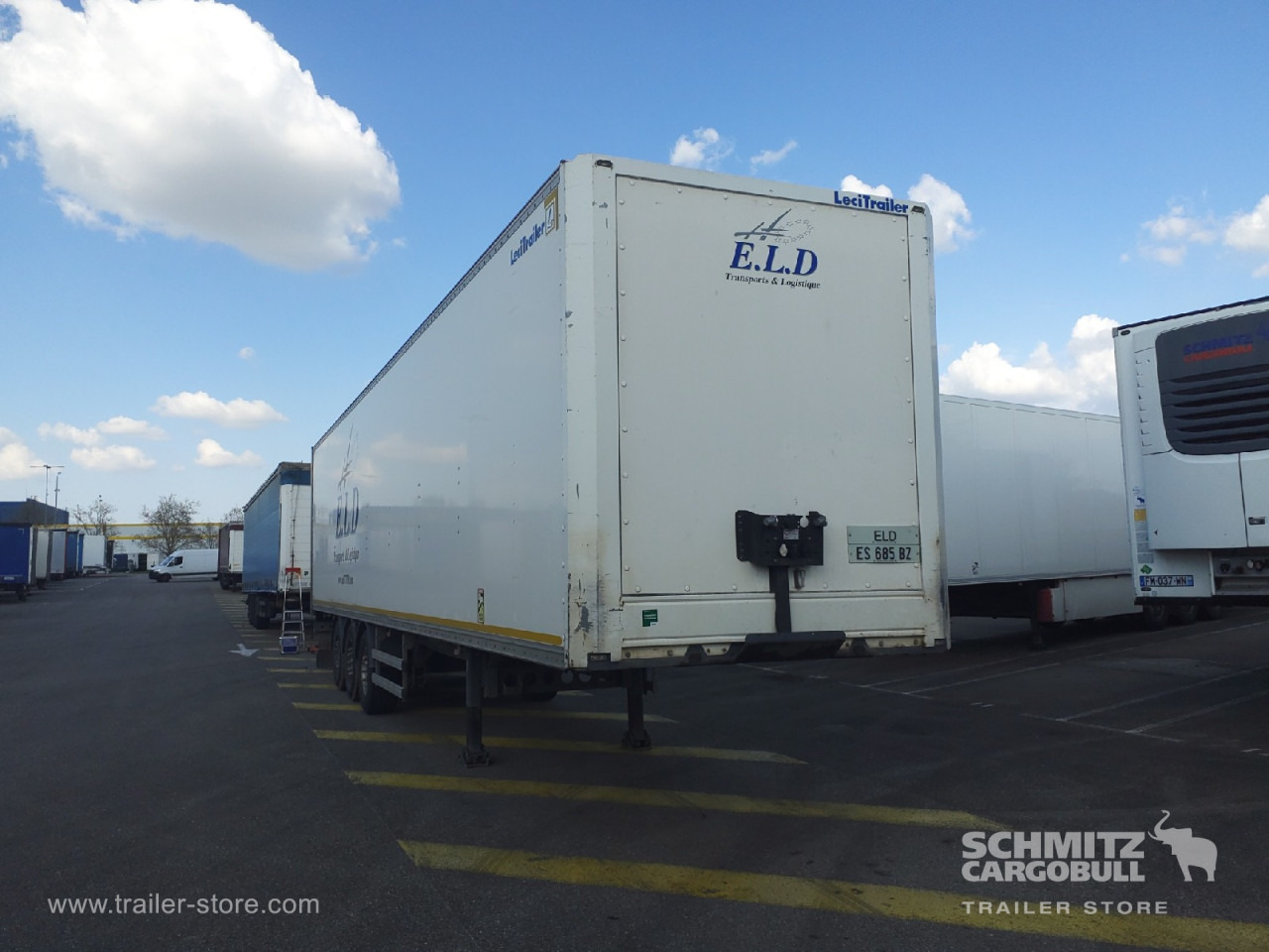 LECI TRAILER Dryfreight Standard Roller shutter door - Poluprikolica sa zatvorenim sandukom: slika LECI TRAILER Dryfreight Standard Roller shutter door - Poluprikolica sa zatvorenim sandukom LECI TRAILER Dryfreight Standard Roller shutter door - Poluprikolica sa zatvorenim sandukom: slika LECI TRAILER Dryfreight Standard Roller shutter door - Poluprikolica sa zatvorenim sandukom
