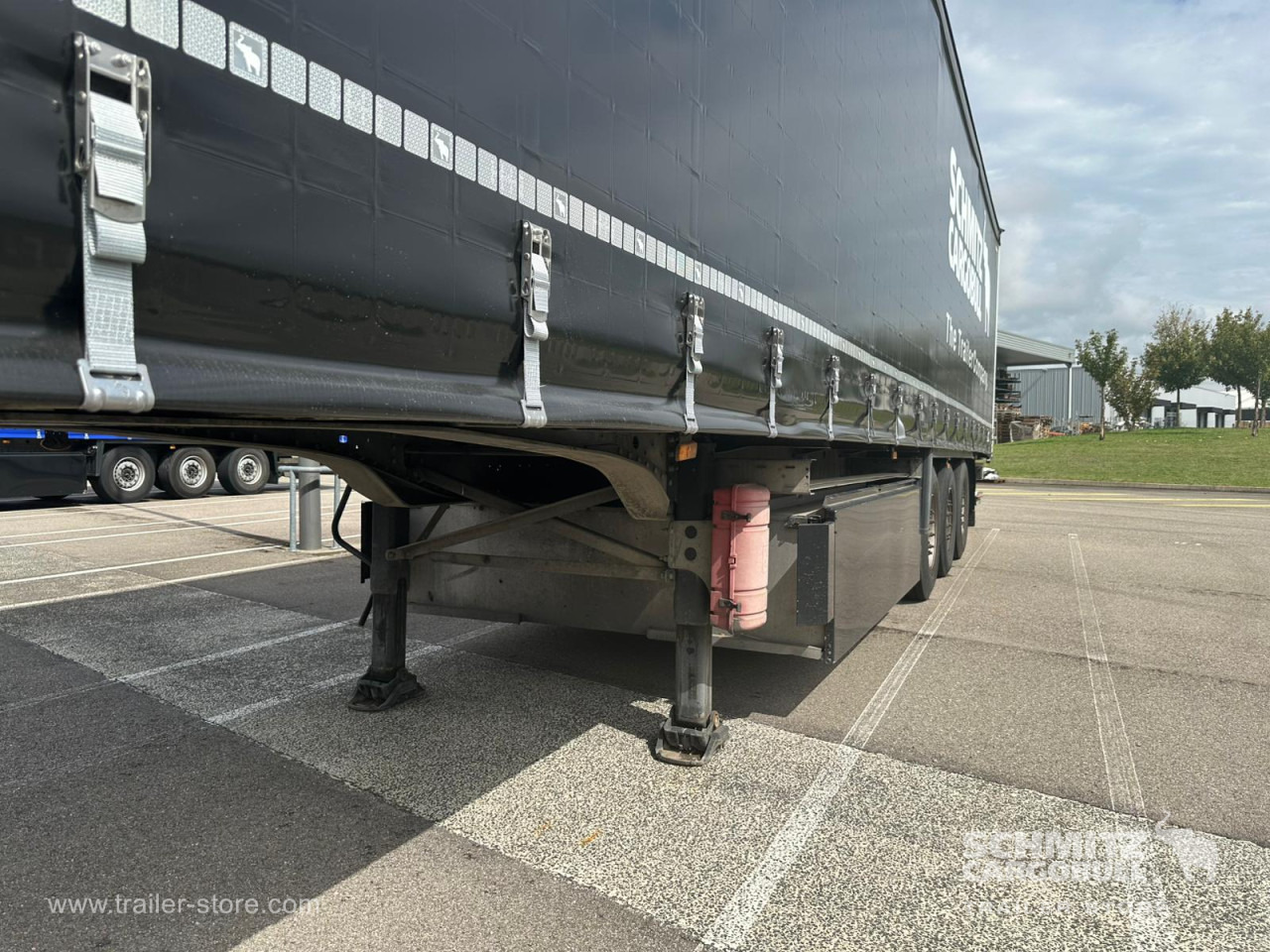 SCHMITZ Curtainsider Standard - Poluprikolica s ceradom: slika SCHMITZ Curtainsider Standard - Poluprikolica s ceradom SCHMITZ Curtainsider Standard - Poluprikolica s ceradom: slika SCHMITZ Curtainsider Standard - Poluprikolica s ceradom