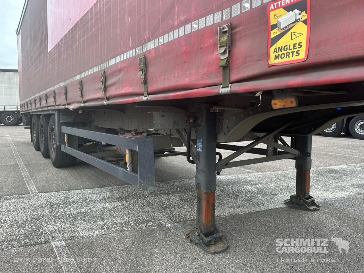 SCHMITZ Curtainsider Standard - Poluprikolica s ceradom: slika SCHMITZ Curtainsider Standard - Poluprikolica s ceradom SCHMITZ Curtainsider Standard - Poluprikolica s ceradom: slika SCHMITZ Curtainsider Standard - Poluprikolica s ceradom