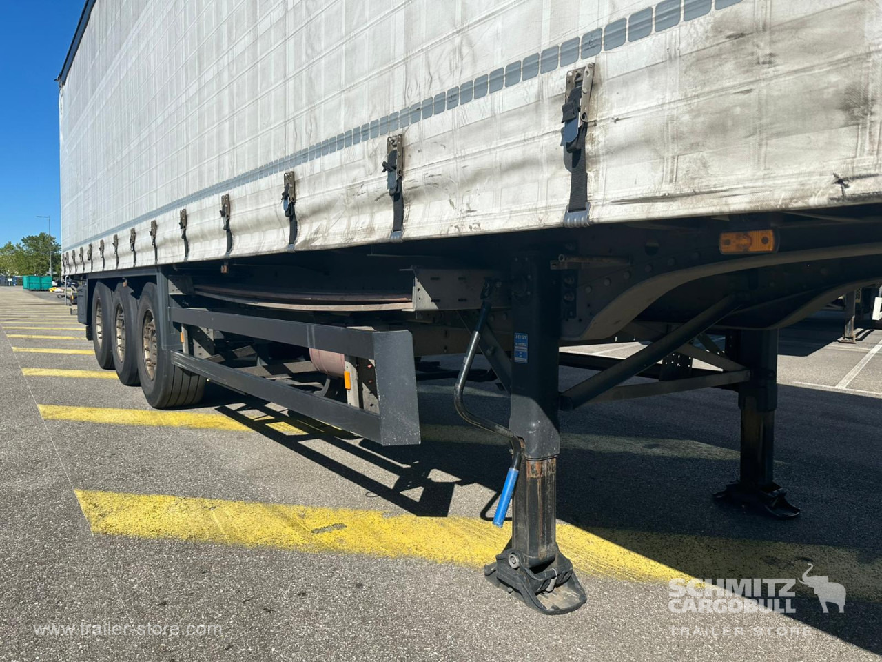 SCHMITZ Curtainsider Standard - Poluprikolica s ceradom: slika SCHMITZ Curtainsider Standard - Poluprikolica s ceradom SCHMITZ Curtainsider Standard - Poluprikolica s ceradom: slika SCHMITZ Curtainsider Standard - Poluprikolica s ceradom