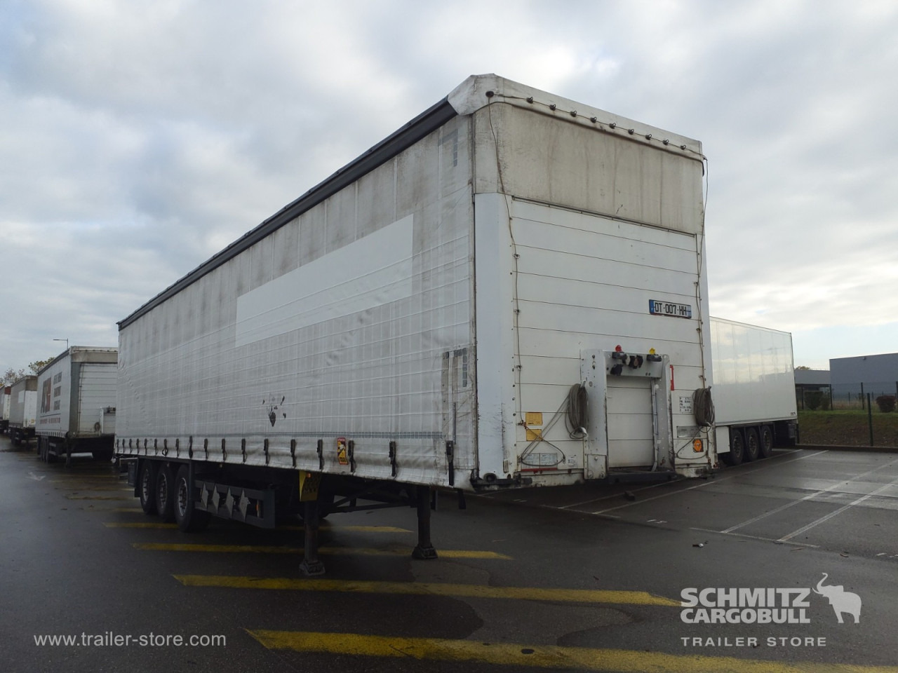 SCHMITZ Curtainsider Standard - Poluprikolica s ceradom: slika SCHMITZ Curtainsider Standard - Poluprikolica s ceradom SCHMITZ Curtainsider Standard - Poluprikolica s ceradom: slika SCHMITZ Curtainsider Standard - Poluprikolica s ceradom