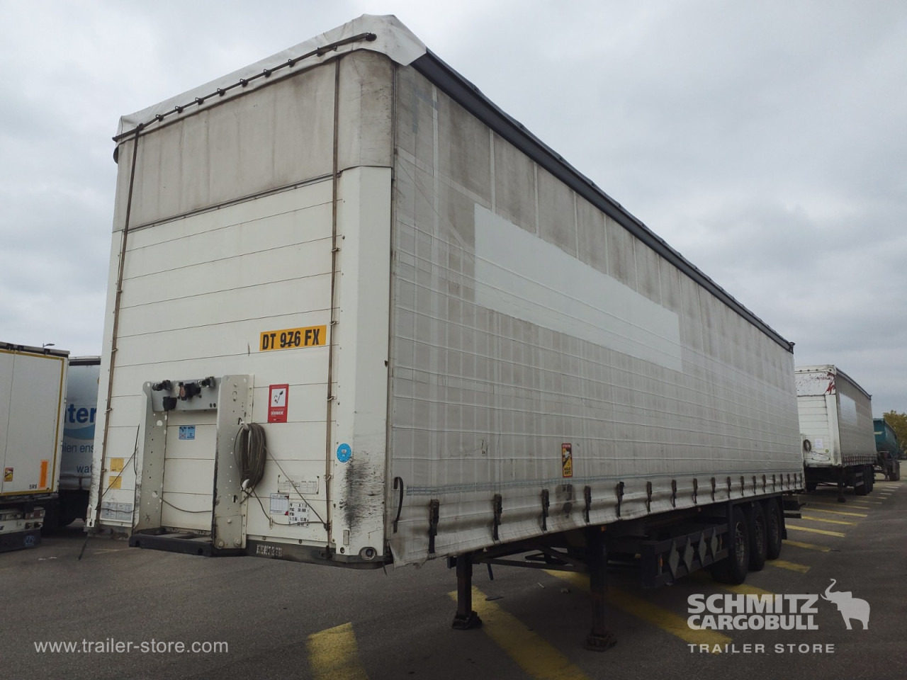 SCHMITZ Curtainsider Standard - Poluprikolica s ceradom: slika SCHMITZ Curtainsider Standard - Poluprikolica s ceradom SCHMITZ Curtainsider Standard - Poluprikolica s ceradom: slika SCHMITZ Curtainsider Standard - Poluprikolica s ceradom