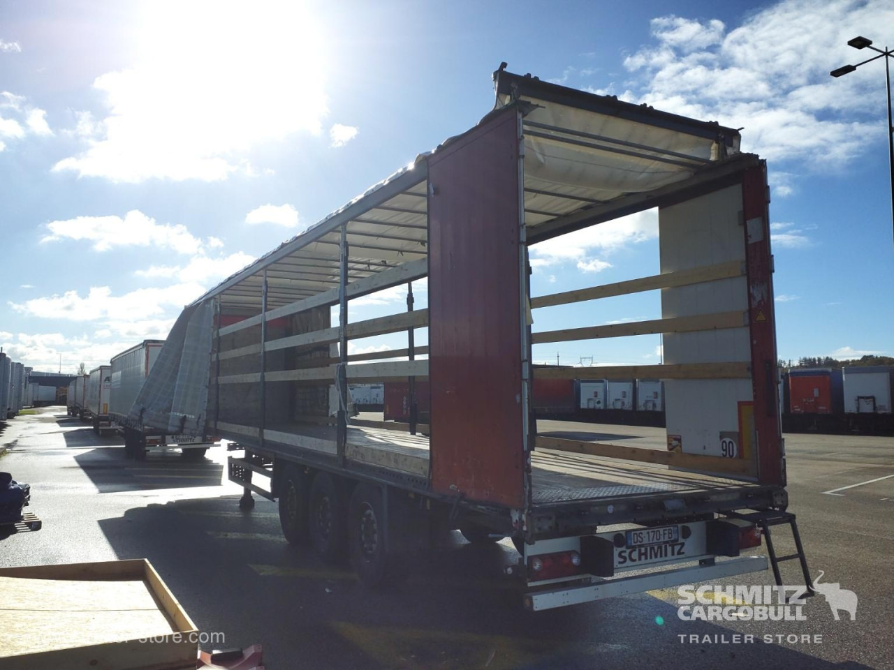 SCHMITZ Curtainsider Standard - Poluprikolica s ceradom: slika SCHMITZ Curtainsider Standard - Poluprikolica s ceradom SCHMITZ Curtainsider Standard - Poluprikolica s ceradom: slika SCHMITZ Curtainsider Standard - Poluprikolica s ceradom