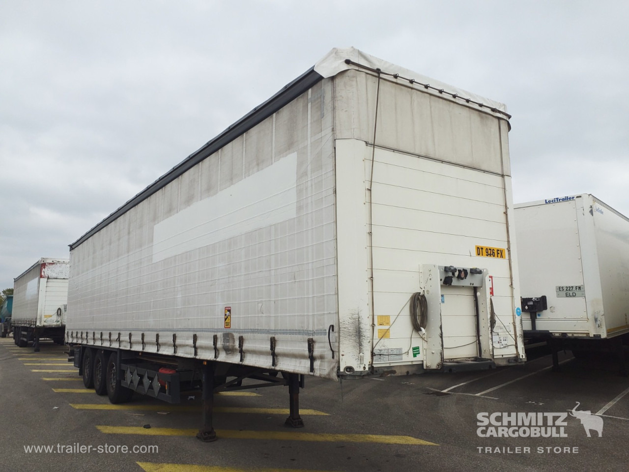 SCHMITZ Curtainsider Standard - Poluprikolica s ceradom: slika SCHMITZ Curtainsider Standard - Poluprikolica s ceradom SCHMITZ Curtainsider Standard - Poluprikolica s ceradom: slika SCHMITZ Curtainsider Standard - Poluprikolica s ceradom