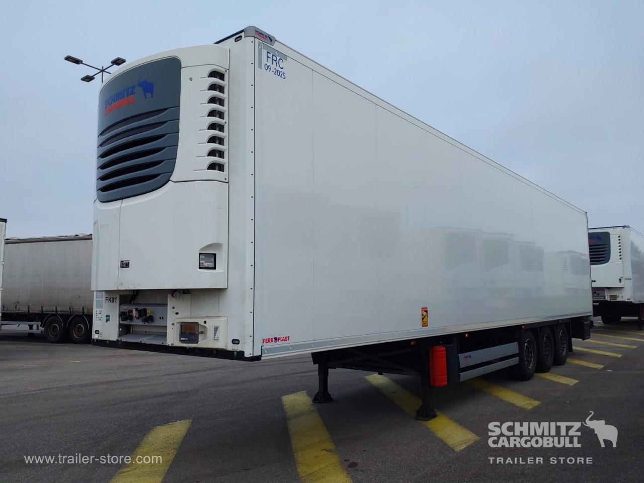Izotermna poluprikolica SCHMITZ Reefer Standard: slika Izotermna poluprikolica SCHMITZ Reefer Standard