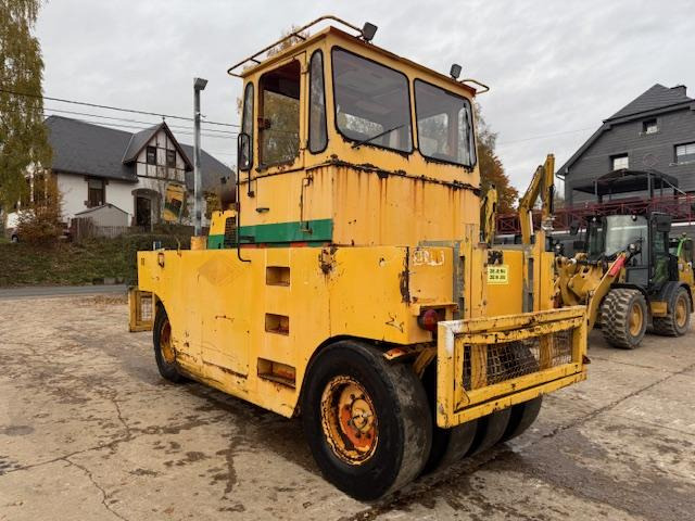 Hamm GRW 15 - Pneumatski valjak: slika Hamm GRW 15 - Pneumatski valjak Hamm GRW 15 - Pneumatski valjak: slika Hamm GRW 15 - Pneumatski valjak