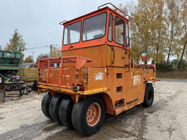 Hamm GRW 15 - Pneumatski valjak: slika Hamm GRW 15 - Pneumatski valjak Hamm GRW 15 - Pneumatski valjak: slika Hamm GRW 15 - Pneumatski valjak