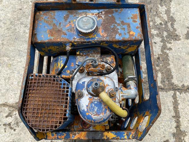 Mini valjak Rammax RW 700: slika Mini valjak Rammax RW 700 Mini valjak Rammax RW 700: slika Mini valjak Rammax RW 700