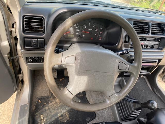 Automobil Suzuki Jimny: slika Automobil Suzuki Jimny