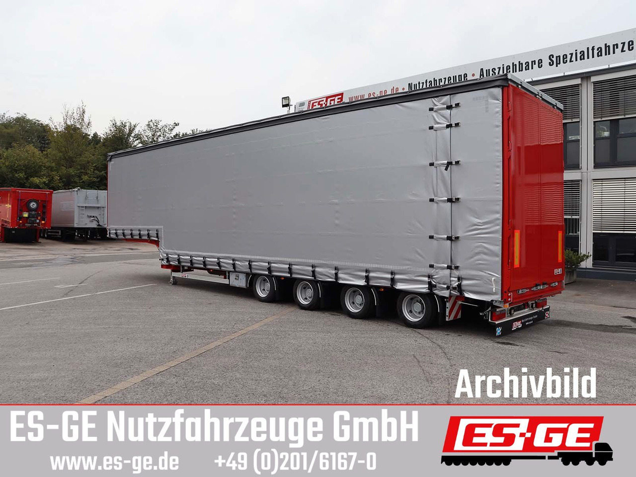 ES-GE 4-Achs-Satteltieflader mit Curtainsider-Aufbau - Poluprikolica s niskim utovarivačem: slika ES-GE 4-Achs-Satteltieflader mit Curtainsider-Aufbau - Poluprikolica s niskim utovarivačem ES-GE 4-Achs-Satteltieflader mit Curtainsider-Aufbau - Poluprikolica s niskim utovarivačem: slika ES-GE 4-Achs-Satteltieflader mit Curtainsider-Aufbau - Poluprikolica s niskim utovarivačem