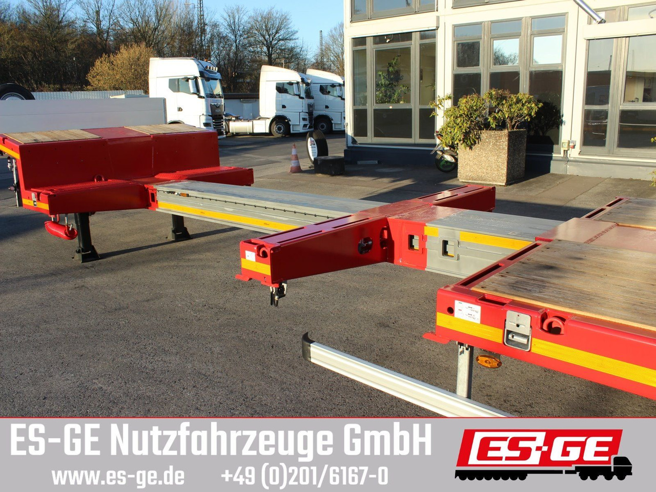 Faymonville MAX Trailer MAX110 Semi-Tieflader - Poluprikolica s niskim utovarivačem: slika Faymonville MAX Trailer MAX110 Semi-Tieflader - Poluprikolica s niskim utovarivačem Faymonville MAX Trailer MAX110 Semi-Tieflader - Poluprikolica s niskim utovarivačem: slika Faymonville MAX Trailer MAX110 Semi-Tieflader - Poluprikolica s niskim utovarivačem