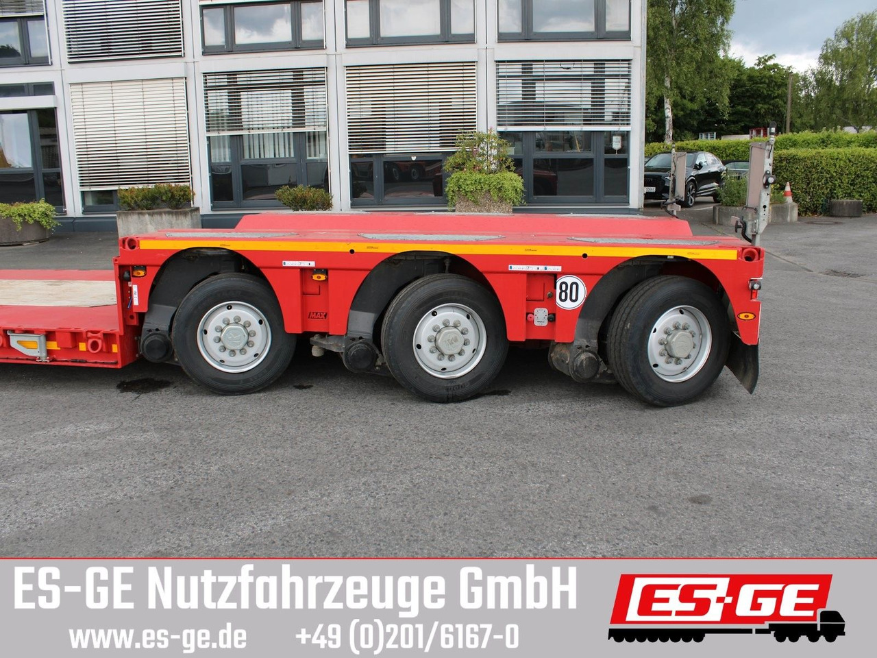 Faymonville MAX Trailer MAX510 Tiefbett 3x12 t PA - Poluprikolica s niskim utovarivačem: slika Faymonville MAX Trailer MAX510 Tiefbett 3x12 t PA - Poluprikolica s niskim utovarivačem Faymonville MAX Trailer MAX510 Tiefbett 3x12 t PA - Poluprikolica s niskim utovarivačem: slika Faymonville MAX Trailer MAX510 Tiefbett 3x12 t PA - Poluprikolica s niskim utovarivačem