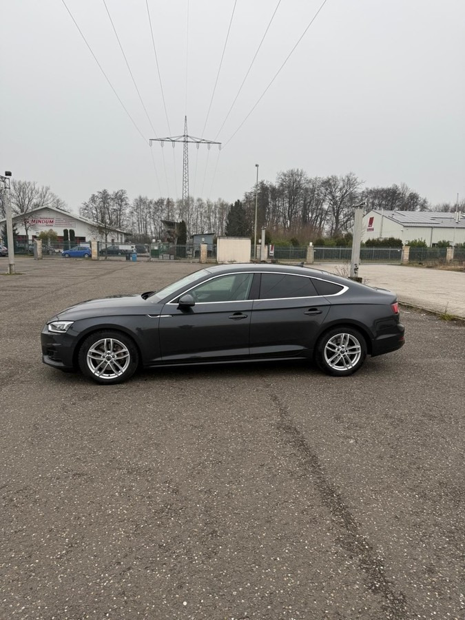 AUDI A5 Sportback 2.0 TDI Schräghecklimousine - Automobil: slika AUDI A5 Sportback 2.0 TDI Schräghecklimousine - Automobil AUDI A5 Sportback 2.0 TDI Schräghecklimousine - Automobil: slika AUDI A5 Sportback 2.0 TDI Schräghecklimousine - Automobil