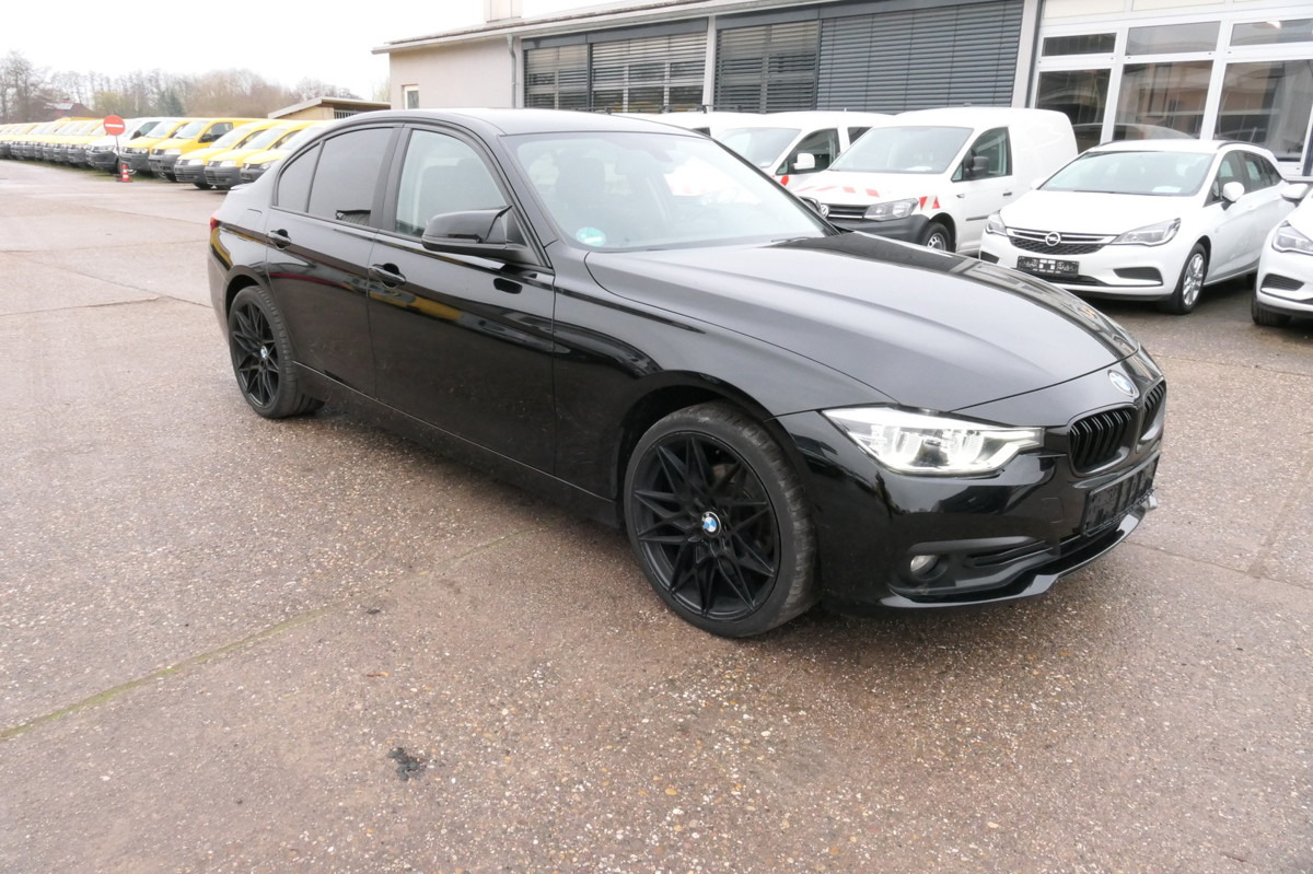 BMW 318 i Advantage Klima - Automobil: slika BMW 318 i Advantage Klima - Automobil BMW 318 i Advantage Klima - Automobil: slika BMW 318 i Advantage Klima - Automobil