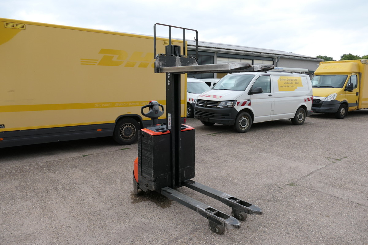 BT SWE 080L Batterie 24/2021 - Paletni viličar: slika BT SWE 080L Batterie 24/2021 - Paletni viličar BT SWE 080L Batterie 24/2021 - Paletni viličar: slika BT SWE 080L Batterie 24/2021 - Paletni viličar