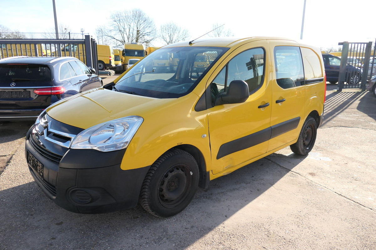 CITROEN Berlingo 16V HDI Niveau B L1 CoC PARKTRONIK 2xSC - Mali kombi: slika CITROEN Berlingo 16V HDI Niveau B L1 CoC PARKTRONIK 2xSC - Mali kombi CITROEN Berlingo 16V HDI Niveau B L1 CoC PARKTRONIK 2xSC - Mali kombi: slika CITROEN Berlingo 16V HDI Niveau B L1 CoC PARKTRONIK 2xSC - Mali kombi