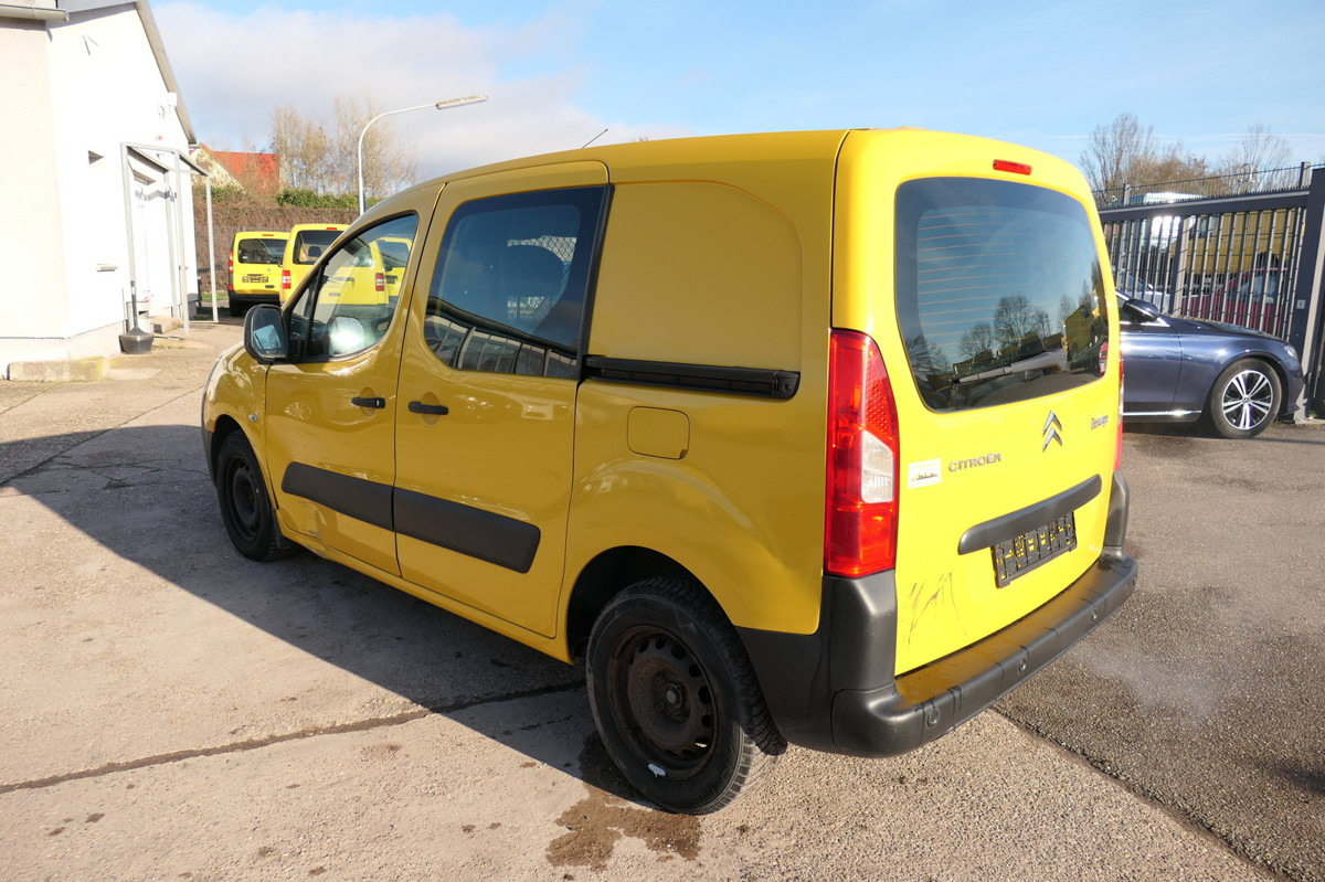CITROEN Berlingo 16V HDI Niveau B L1 CoC PARKTRONIK 2xSC - Mali kombi: slika CITROEN Berlingo 16V HDI Niveau B L1 CoC PARKTRONIK 2xSC - Mali kombi CITROEN Berlingo 16V HDI Niveau B L1 CoC PARKTRONIK 2xSC - Mali kombi: slika CITROEN Berlingo 16V HDI Niveau B L1 CoC PARKTRONIK 2xSC - Mali kombi