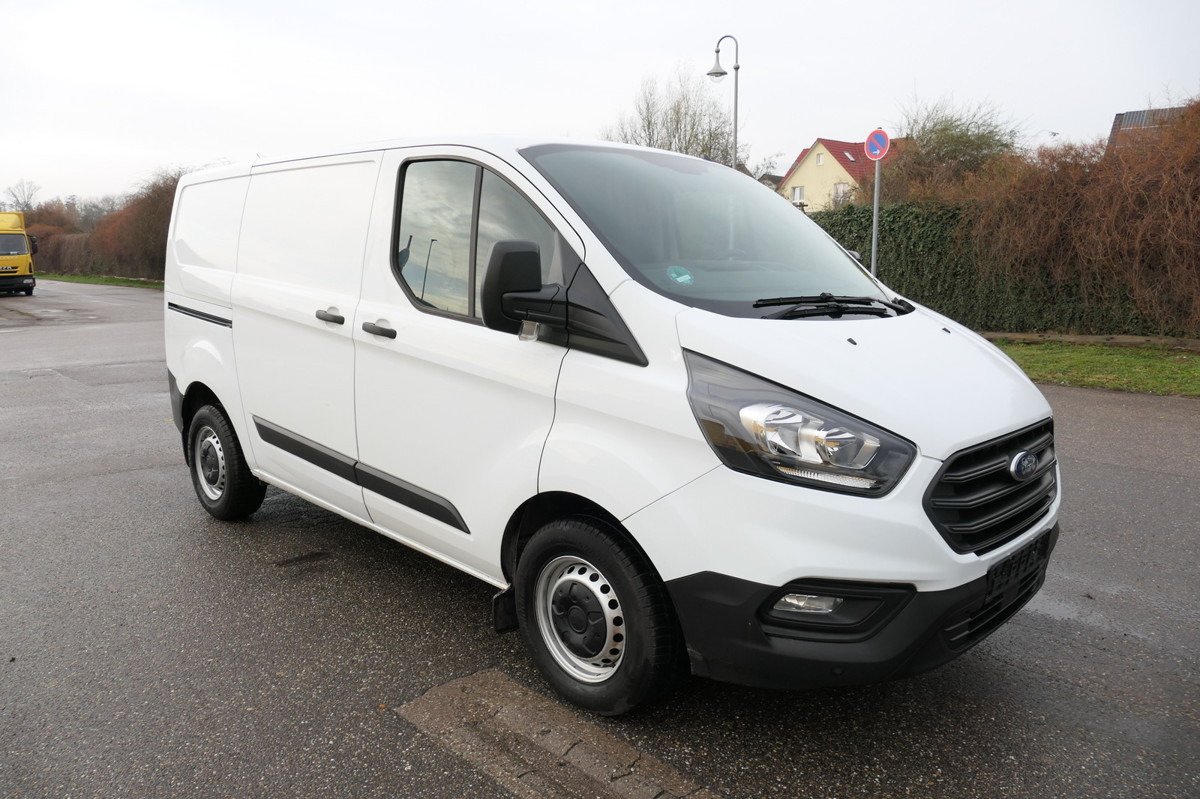 FORD Transit Custom 280 TDCI L1H1 COC KLIMA - Mali kombi: slika FORD Transit Custom 280 TDCI L1H1 COC KLIMA - Mali kombi FORD Transit Custom 280 TDCI L1H1 COC KLIMA - Mali kombi: slika FORD Transit Custom 280 TDCI L1H1 COC KLIMA - Mali kombi