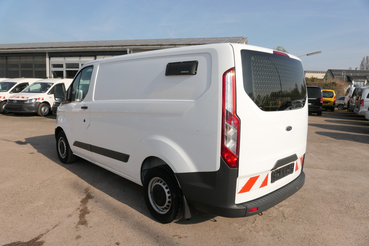 FORD Transit Custom 290 2.0 TDCi KLIMA TEMPOMAT AHK W - Mali kombi: slika FORD Transit Custom 290 2.0 TDCi KLIMA TEMPOMAT AHK W - Mali kombi FORD Transit Custom 290 2.0 TDCi KLIMA TEMPOMAT AHK W - Mali kombi: slika FORD Transit Custom 290 2.0 TDCi KLIMA TEMPOMAT AHK W - Mali kombi