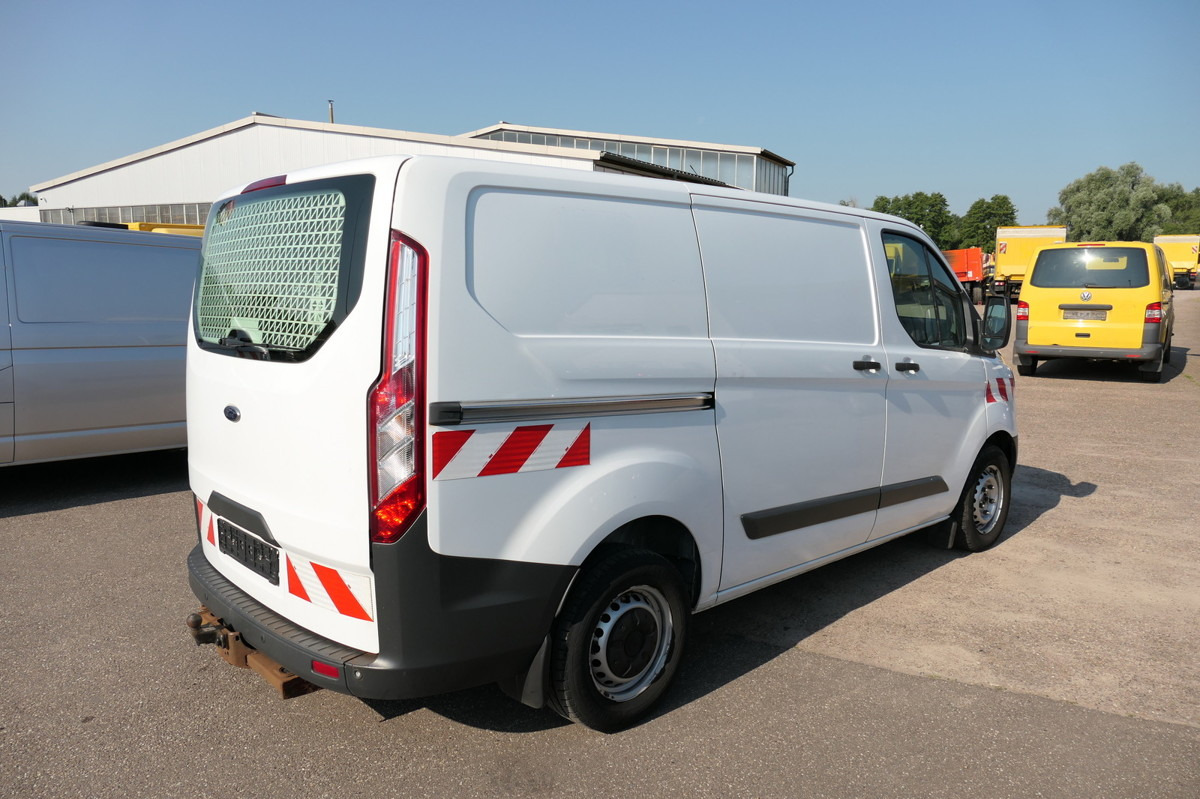 FORD Transit Custom 290 2.0 TDCi KLIMA TEMPOMAT AHK W - Mali kombi: slika FORD Transit Custom 290 2.0 TDCi KLIMA TEMPOMAT AHK W - Mali kombi FORD Transit Custom 290 2.0 TDCi KLIMA TEMPOMAT AHK W - Mali kombi: slika FORD Transit Custom 290 2.0 TDCi KLIMA TEMPOMAT AHK W - Mali kombi