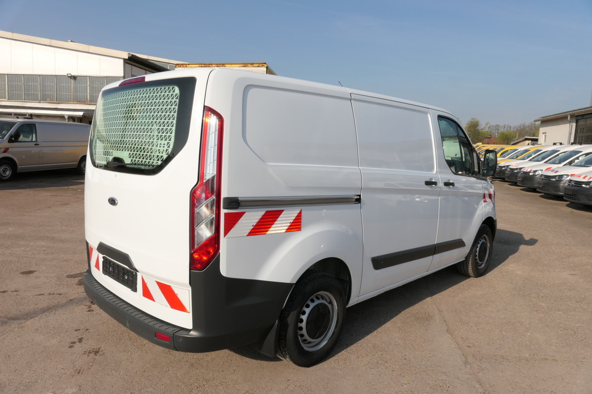 FORD Transit Custom 290 2.0 TDCi KLIMA TEMPOMAT AHK W - Mali kombi: slika FORD Transit Custom 290 2.0 TDCi KLIMA TEMPOMAT AHK W - Mali kombi FORD Transit Custom 290 2.0 TDCi KLIMA TEMPOMAT AHK W - Mali kombi: slika FORD Transit Custom 290 2.0 TDCi KLIMA TEMPOMAT AHK W - Mali kombi