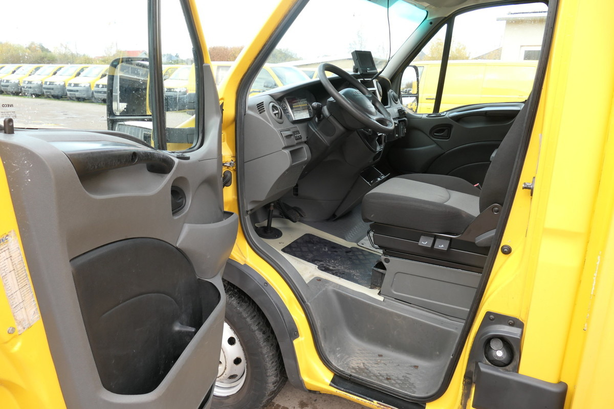 Dostavno vozilo sa zatvorenim sandukom IVECO Daily 35 S11 C30C AUTOMATIK KAMERA MAXI Regale D: slika Dostavno vozilo sa zatvorenim sandukom IVECO Daily 35 S11 C30C AUTOMATIK KAMERA MAXI Regale D