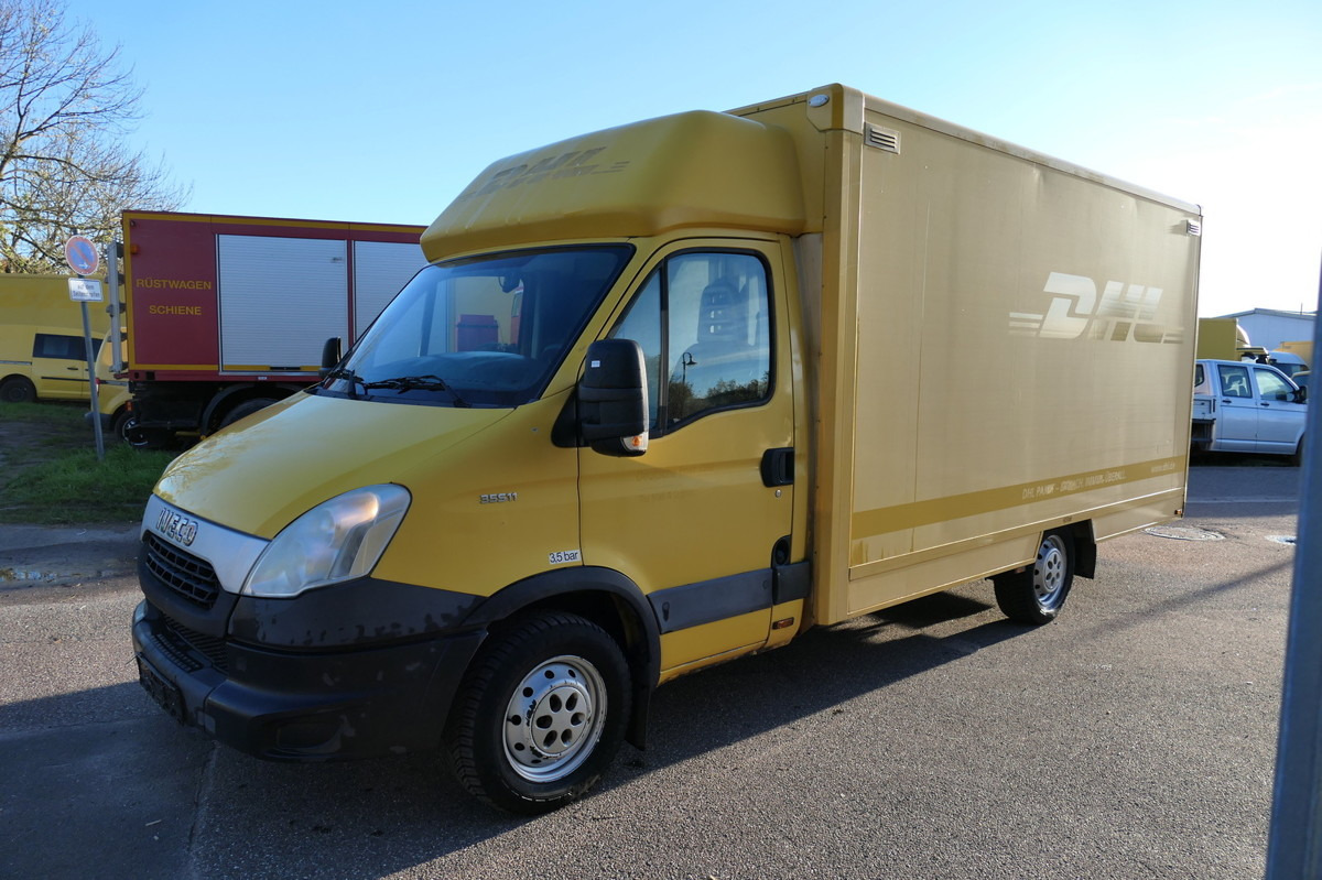 IVECO Daily 35 S11 C30C AUTOMATIK KAMERA Regale LUFT D - Dostavno vozilo sa zatvorenim sandukom: slika IVECO Daily 35 S11 C30C AUTOMATIK KAMERA Regale LUFT D - Dostavno vozilo sa zatvorenim sandukom IVECO Daily 35 S11 C30C AUTOMATIK KAMERA Regale LUFT D - Dostavno vozilo sa zatvorenim sandukom: slika IVECO Daily 35 S11 C30C AUTOMATIK KAMERA Regale LUFT D - Dostavno vozilo sa zatvorenim sandukom