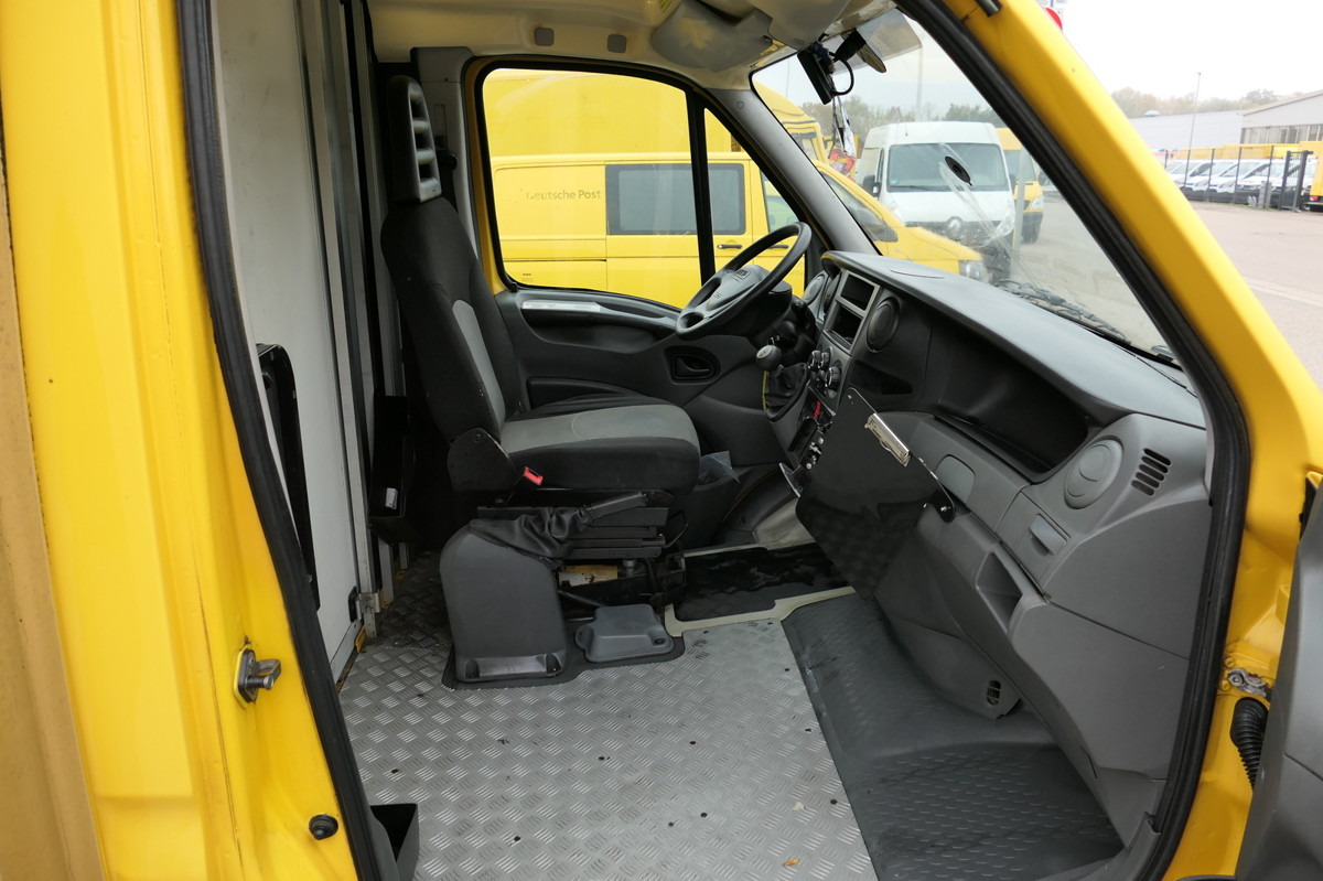 IVECO Daily 35 S11 C30C AUTOMATIK KAMERA Regale LUFT D - Dostavno vozilo sa zatvorenim sandukom: slika IVECO Daily 35 S11 C30C AUTOMATIK KAMERA Regale LUFT D - Dostavno vozilo sa zatvorenim sandukom IVECO Daily 35 S11 C30C AUTOMATIK KAMERA Regale LUFT D - Dostavno vozilo sa zatvorenim sandukom: slika IVECO Daily 35 S11 C30C AUTOMATIK KAMERA Regale LUFT D - Dostavno vozilo sa zatvorenim sandukom