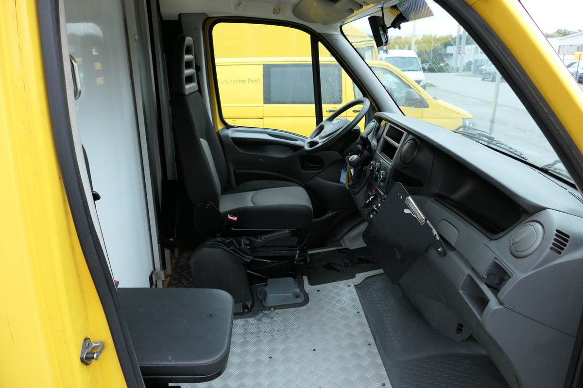 IVECO Daily 35 S11 C30C AUTOMATIK KAMERA Regale LUFT D - Dostavno vozilo sa zatvorenim sandukom: slika IVECO Daily 35 S11 C30C AUTOMATIK KAMERA Regale LUFT D - Dostavno vozilo sa zatvorenim sandukom IVECO Daily 35 S11 C30C AUTOMATIK KAMERA Regale LUFT D - Dostavno vozilo sa zatvorenim sandukom: slika IVECO Daily 35 S11 C30C AUTOMATIK KAMERA Regale LUFT D - Dostavno vozilo sa zatvorenim sandukom