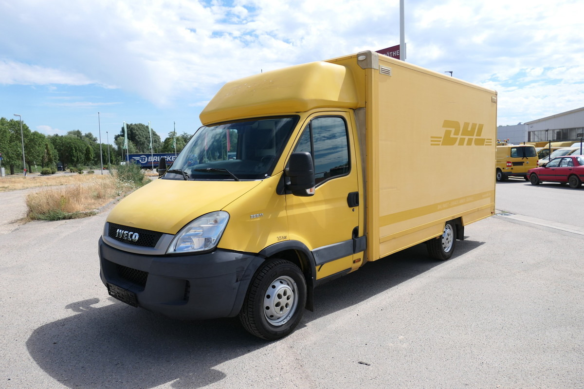 IVECO Daily 35 S11 C30C AUTOMATIK KAMERA Regale LUFT - Dostavno vozilo sa zatvorenim sandukom: slika IVECO Daily 35 S11 C30C AUTOMATIK KAMERA Regale LUFT - Dostavno vozilo sa zatvorenim sandukom IVECO Daily 35 S11 C30C AUTOMATIK KAMERA Regale LUFT - Dostavno vozilo sa zatvorenim sandukom: slika IVECO Daily 35 S11 C30C AUTOMATIK KAMERA Regale LUFT - Dostavno vozilo sa zatvorenim sandukom