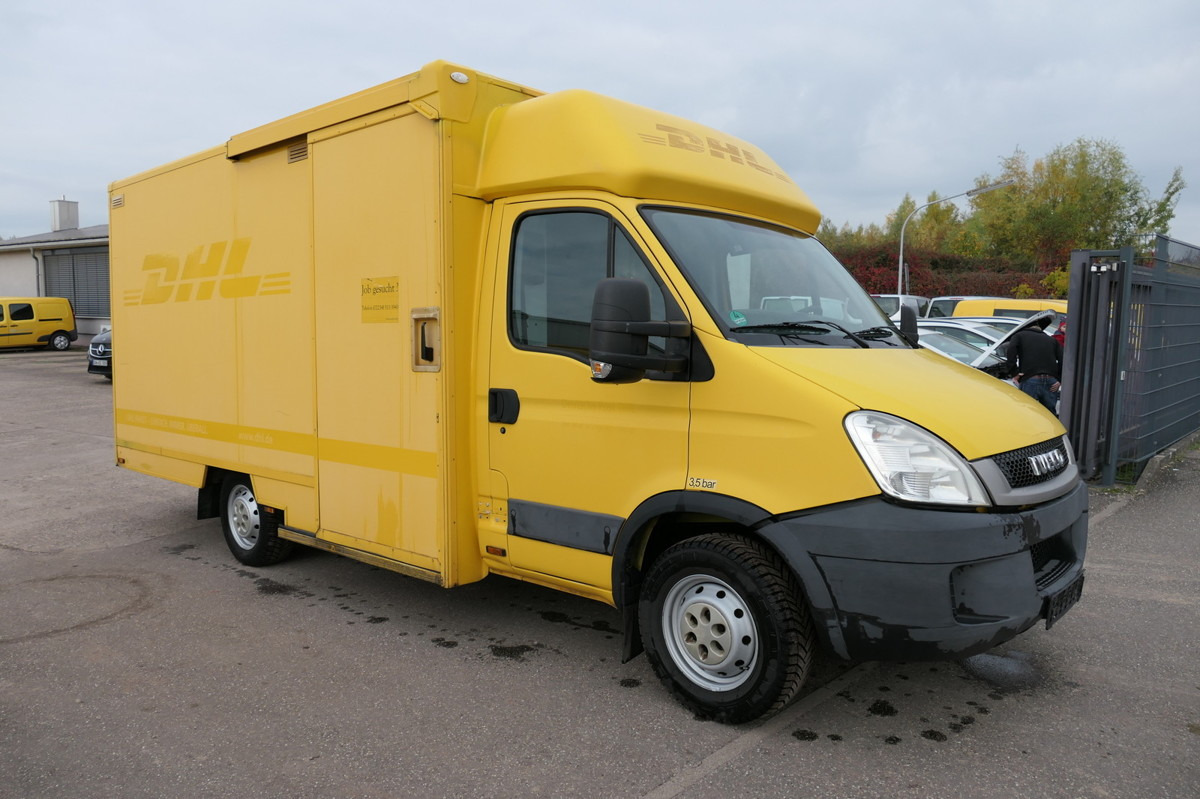 IVECO Daily 35 S11 C30C AUTOMATIK KAMERA Regale LUFT - Dostavno vozilo sa zatvorenim sandukom: slika IVECO Daily 35 S11 C30C AUTOMATIK KAMERA Regale LUFT - Dostavno vozilo sa zatvorenim sandukom IVECO Daily 35 S11 C30C AUTOMATIK KAMERA Regale LUFT - Dostavno vozilo sa zatvorenim sandukom: slika IVECO Daily 35 S11 C30C AUTOMATIK KAMERA Regale LUFT - Dostavno vozilo sa zatvorenim sandukom
