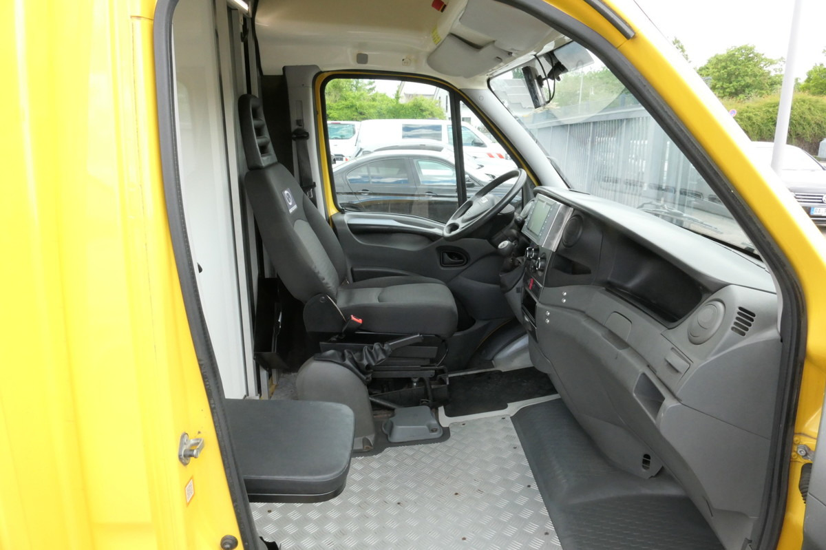 IVECO Daily 35 S11 C30C ELEKTRO COC Umbau Firma Orten - Dostavno vozilo sa zatvorenim sandukom, Električno dostavno vozilo: slika IVECO Daily 35 S11 C30C ELEKTRO COC Umbau Firma Orten - Dostavno vozilo sa zatvorenim sandukom, Električno dostavno vozilo IVECO Daily 35 S11 C30C ELEKTRO COC Umbau Firma Orten - Dostavno vozilo sa zatvorenim sandukom, Električno dostavno vozilo: slika IVECO Daily 35 S11 C30C ELEKTRO COC Umbau Firma Orten - Dostavno vozilo sa zatvorenim sandukom, Električno dostavno vozilo