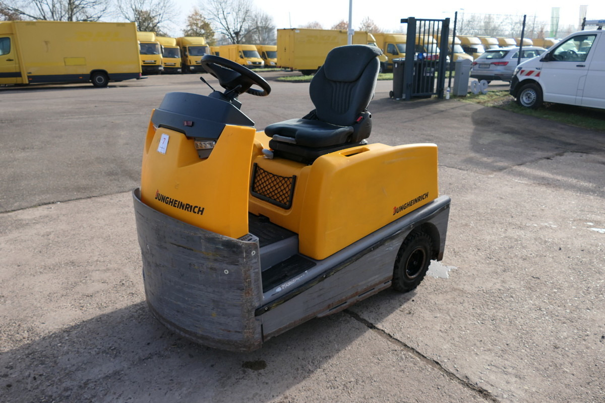 JUNGHEINRICH EZS 570 Schlepper Batterie 20/2017 - Vučni traktor: slika JUNGHEINRICH EZS 570 Schlepper Batterie 20/2017 - Vučni traktor JUNGHEINRICH EZS 570 Schlepper Batterie 20/2017 - Vučni traktor: slika JUNGHEINRICH EZS 570 Schlepper Batterie 20/2017 - Vučni traktor