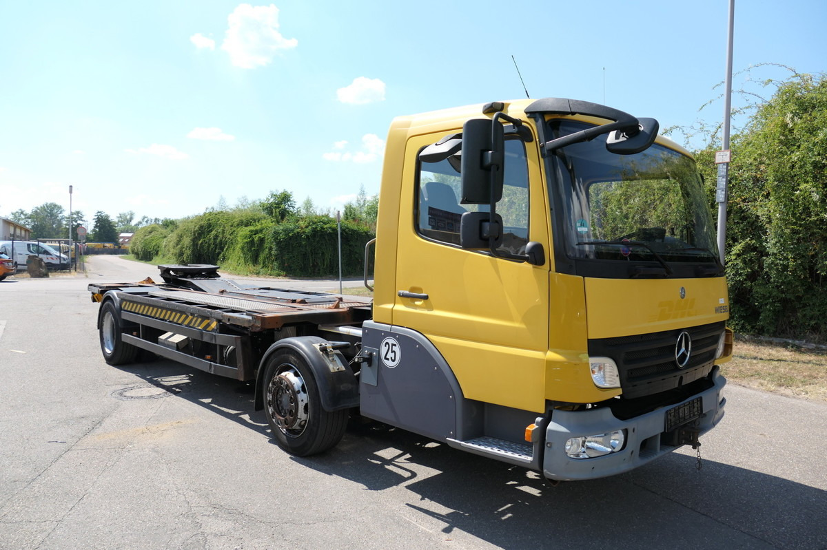 MERCEDES-BENZ KAMAG WBH 25 Wiesel Terberg Umsetzfahrz. Sattelk - Transporter kontejnera/ Kamion s izmjenjivim sanducima: slika MERCEDES-BENZ KAMAG WBH 25 Wiesel Terberg Umsetzfahrz. Sattelk - Transporter kontejnera/ Kamion s izmjenjivim sanducima MERCEDES-BENZ KAMAG WBH 25 Wiesel Terberg Umsetzfahrz. Sattelk - Transporter kontejnera/ Kamion s izmjenjivim sanducima: slika MERCEDES-BENZ KAMAG WBH 25 Wiesel Terberg Umsetzfahrz. Sattelk - Transporter kontejnera/ Kamion s izmjenjivim sanducima