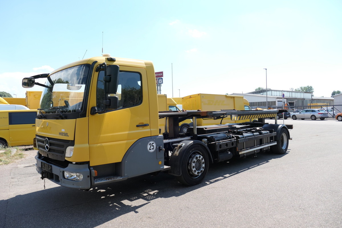 MERCEDES-BENZ KAMAG WBH 25 Wiesel Terberg Umsetzfahrz. Sattelk - Transporter kontejnera/ Kamion s izmjenjivim sanducima: slika MERCEDES-BENZ KAMAG WBH 25 Wiesel Terberg Umsetzfahrz. Sattelk - Transporter kontejnera/ Kamion s izmjenjivim sanducima MERCEDES-BENZ KAMAG WBH 25 Wiesel Terberg Umsetzfahrz. Sattelk - Transporter kontejnera/ Kamion s izmjenjivim sanducima: slika MERCEDES-BENZ KAMAG WBH 25 Wiesel Terberg Umsetzfahrz. Sattelk - Transporter kontejnera/ Kamion s izmjenjivim sanducima
