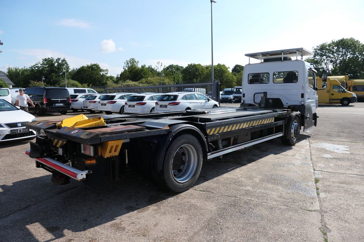 MERCEDES-BENZ Kamag Wiesel WBH 25 Wiesel Umsetzfahrzeug - Transporter kontejnera/ Kamion s izmjenjivim sanducima: slika MERCEDES-BENZ Kamag Wiesel WBH 25 Wiesel Umsetzfahrzeug - Transporter kontejnera/ Kamion s izmjenjivim sanducima MERCEDES-BENZ Kamag Wiesel WBH 25 Wiesel Umsetzfahrzeug - Transporter kontejnera/ Kamion s izmjenjivim sanducima: slika MERCEDES-BENZ Kamag Wiesel WBH 25 Wiesel Umsetzfahrzeug - Transporter kontejnera/ Kamion s izmjenjivim sanducima