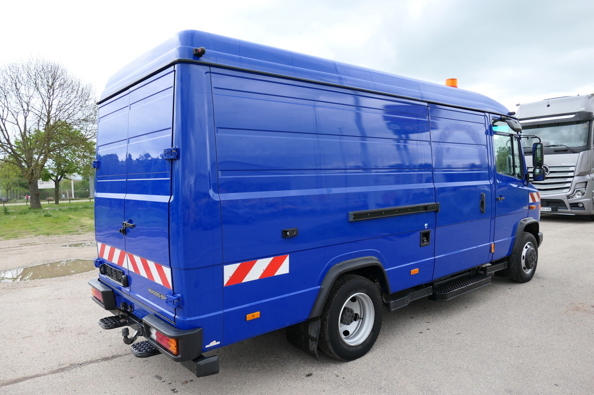 MERCEDES-BENZ Vario 816 D Kanalinspektion Kanal TV Standheizun - Vakum kamion: slika MERCEDES-BENZ Vario 816 D Kanalinspektion Kanal TV Standheizun - Vakum kamion MERCEDES-BENZ Vario 816 D Kanalinspektion Kanal TV Standheizun - Vakum kamion: slika MERCEDES-BENZ Vario 816 D Kanalinspektion Kanal TV Standheizun - Vakum kamion