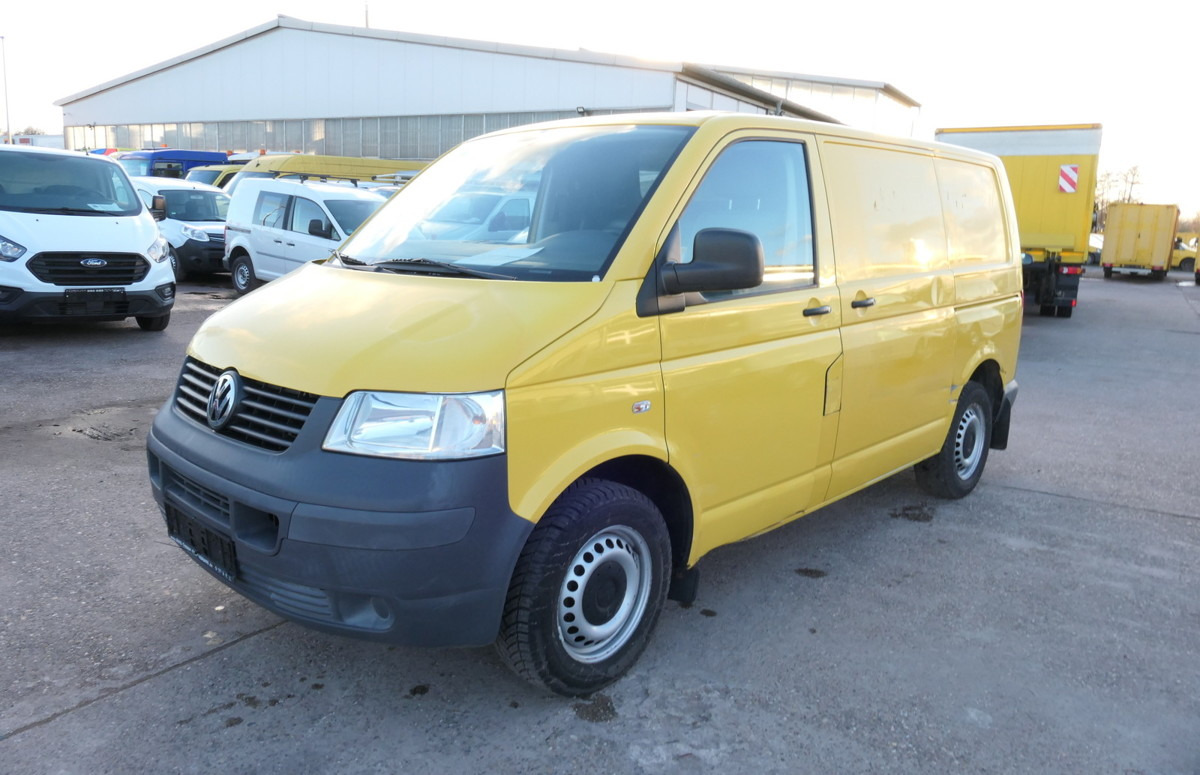 VW T5 Transporter 1.9 TDI PARKTRONIK 2xSCHIEBETÜR - Mali kombi: slika VW T5 Transporter 1.9 TDI PARKTRONIK 2xSCHIEBETÜR - Mali kombi VW T5 Transporter 1.9 TDI PARKTRONIK 2xSCHIEBETÜR - Mali kombi: slika VW T5 Transporter 1.9 TDI PARKTRONIK 2xSCHIEBETÜR - Mali kombi