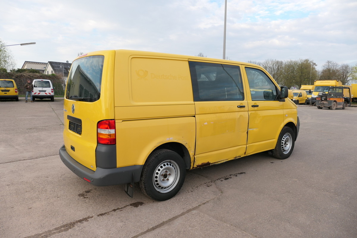 VW T5 Transporter 1.9 TDI PARKTRONIK 2xSCHIEBETÜR - Mali kombi: slika VW T5 Transporter 1.9 TDI PARKTRONIK 2xSCHIEBETÜR - Mali kombi VW T5 Transporter 1.9 TDI PARKTRONIK 2xSCHIEBETÜR - Mali kombi: slika VW T5 Transporter 1.9 TDI PARKTRONIK 2xSCHIEBETÜR - Mali kombi