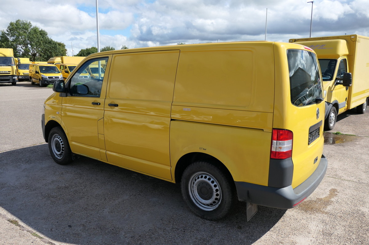 VW T5 Transporter 2.0 TDI 2-Sitzer PARKTRONIK EURO5 - Mali kombi: slika VW T5 Transporter 2.0 TDI 2-Sitzer PARKTRONIK EURO5 - Mali kombi VW T5 Transporter 2.0 TDI 2-Sitzer PARKTRONIK EURO5 - Mali kombi: slika VW T5 Transporter 2.0 TDI 2-Sitzer PARKTRONIK EURO5 - Mali kombi