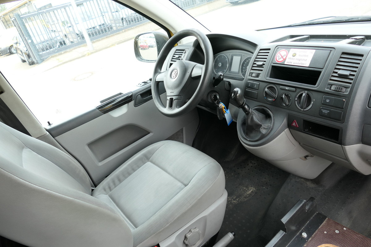 Mali kombi VW T5 Transporter 2.0 TDI PARKTRONIK 2xSCHIEBETÜR: slika Mali kombi VW T5 Transporter 2.0 TDI PARKTRONIK 2xSCHIEBETÜR